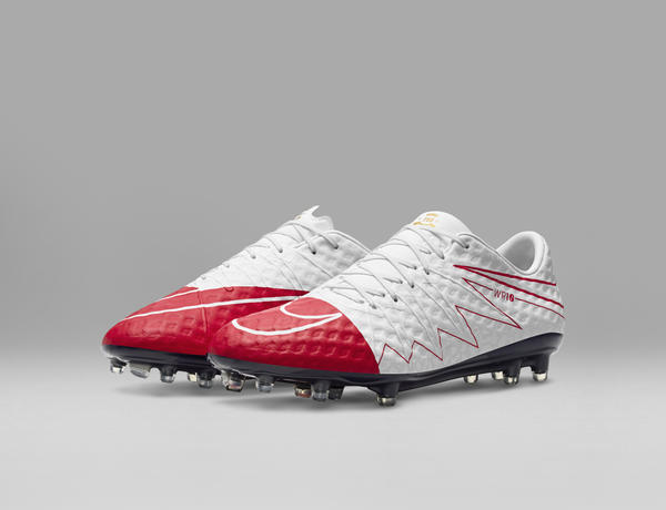 Nike Hypervenom WR250
