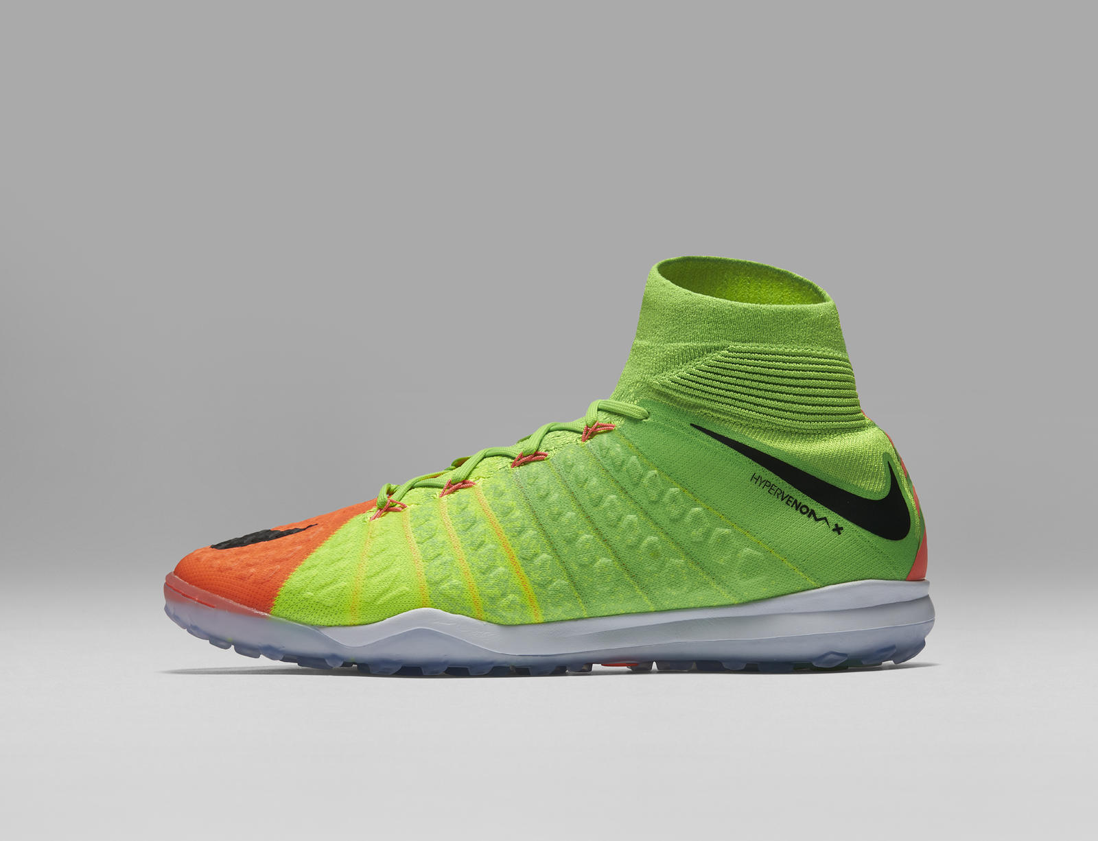 cristiano ronaldo indoor cleats