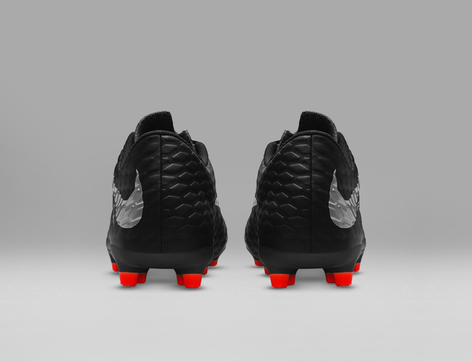 nike hypervenom strike night