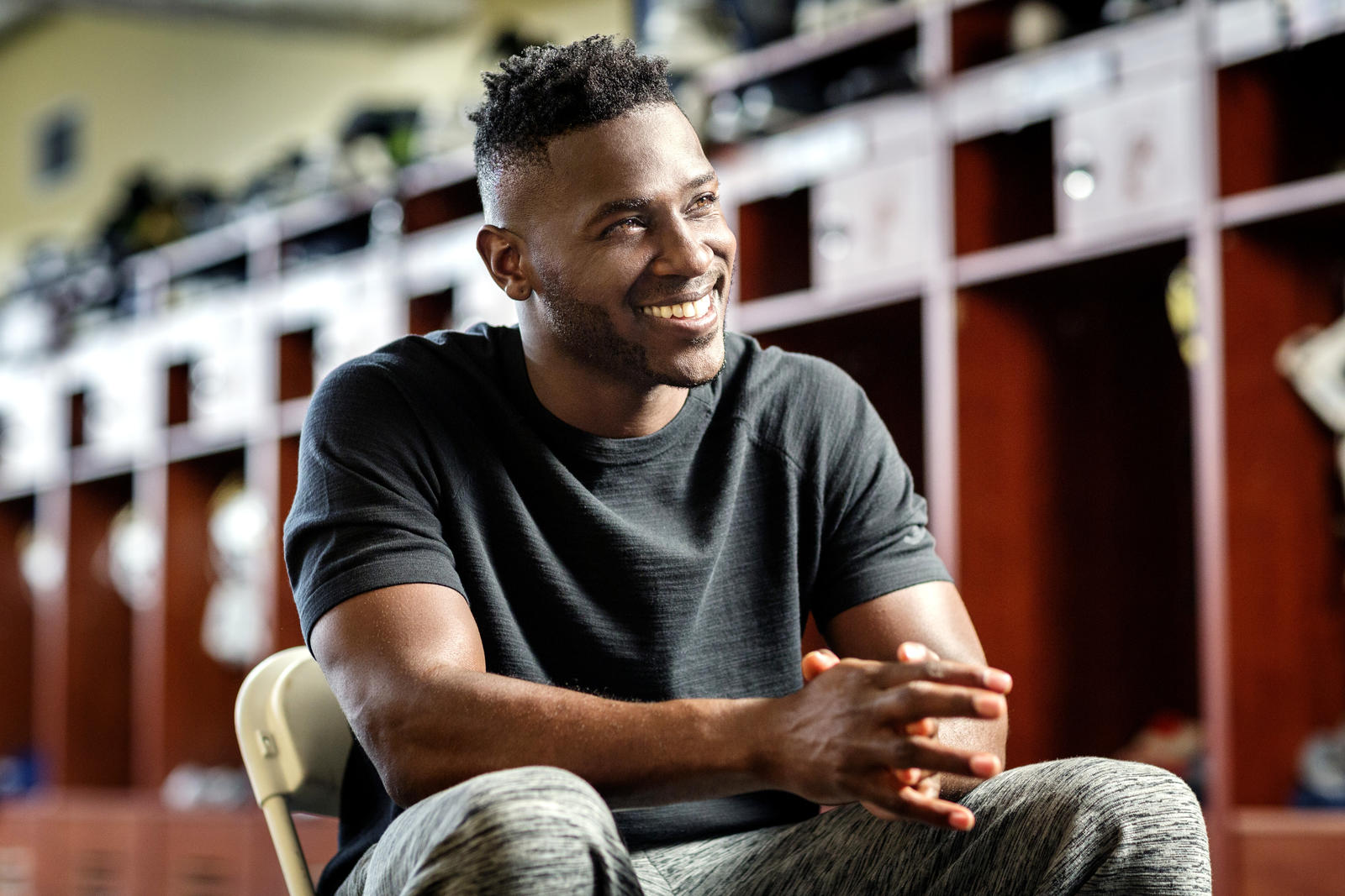 Mobile Gallery Image