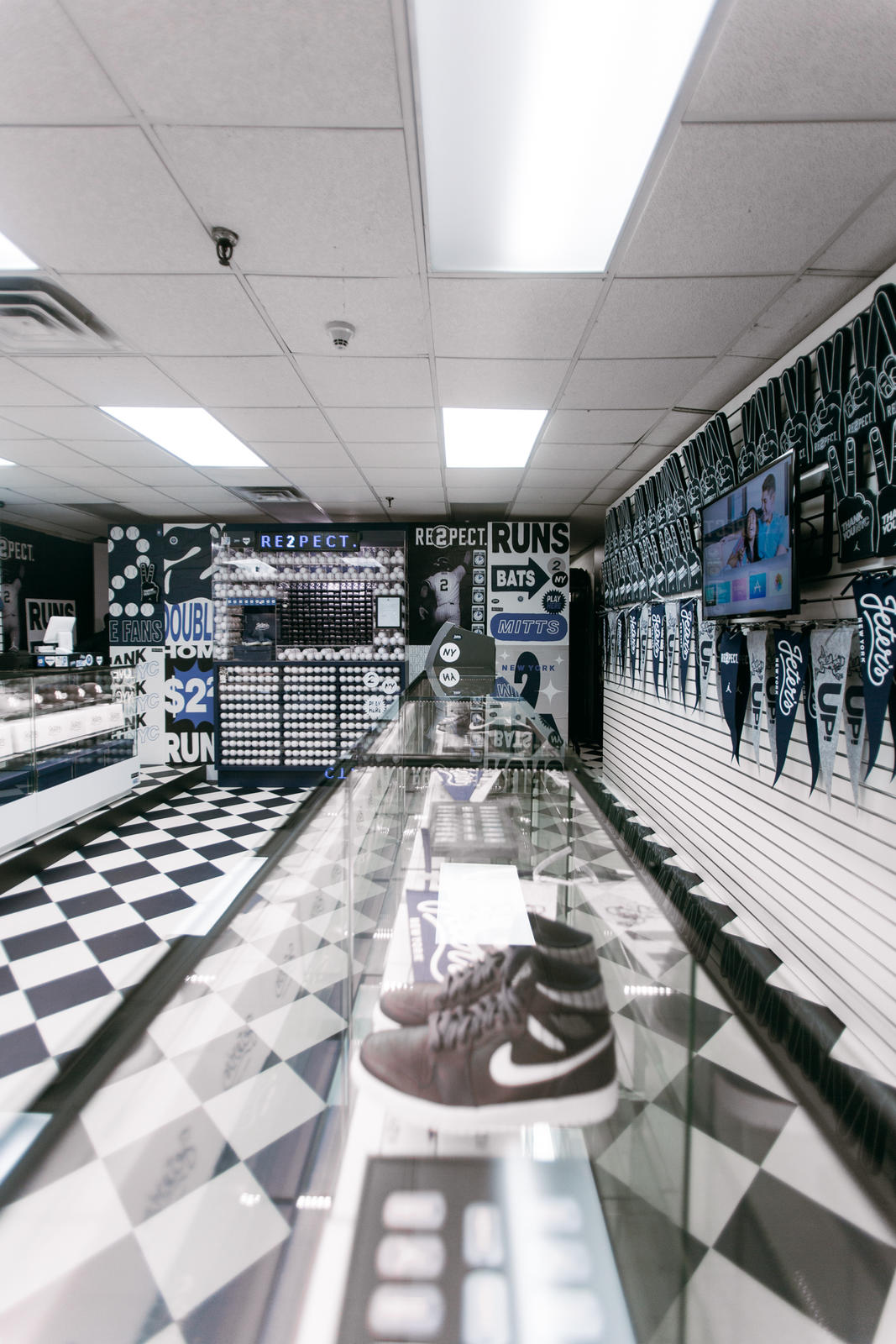 Mobile Gallery Image