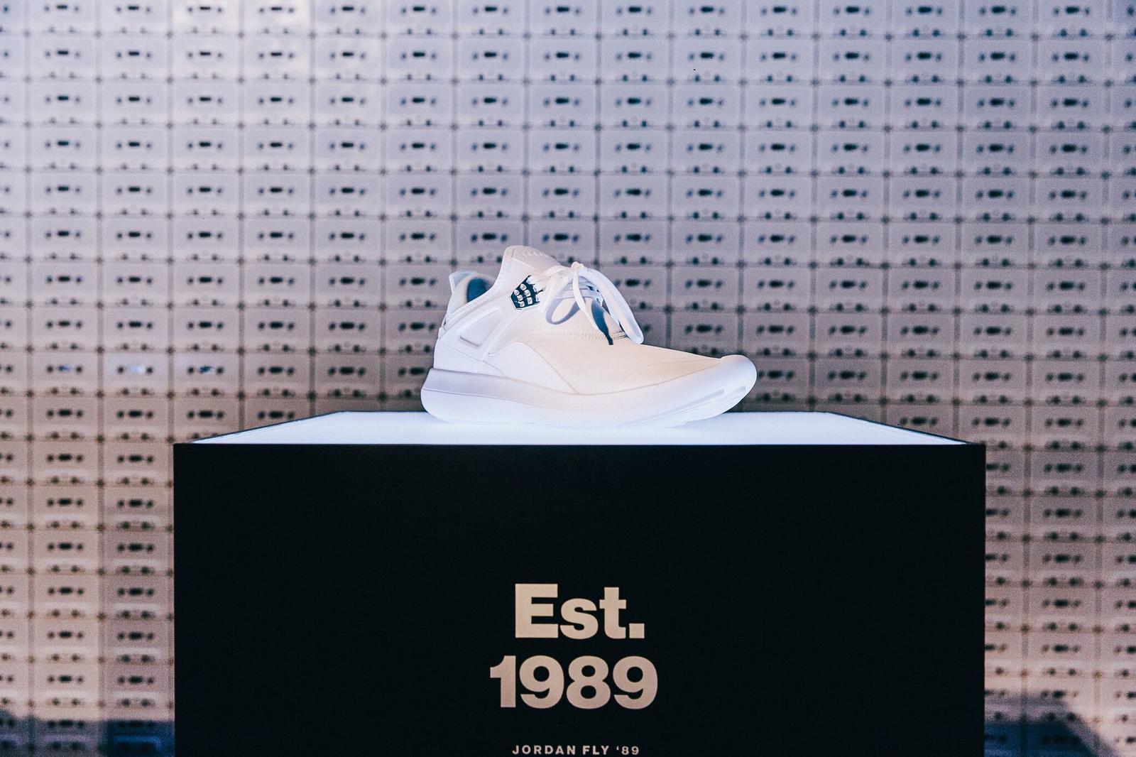 Mobile Gallery Image