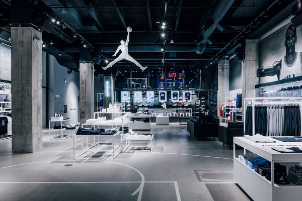 Jordan Brand Reco6nizes Toronto Culture with Permanent 306 Yonge Location