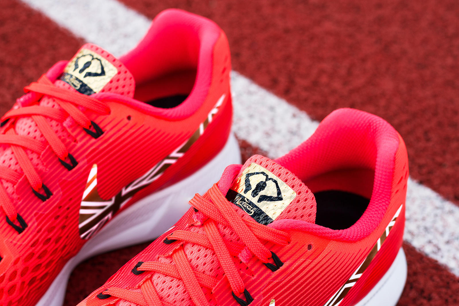 Mo Farah Takes on the London Track One Last Time Nike News