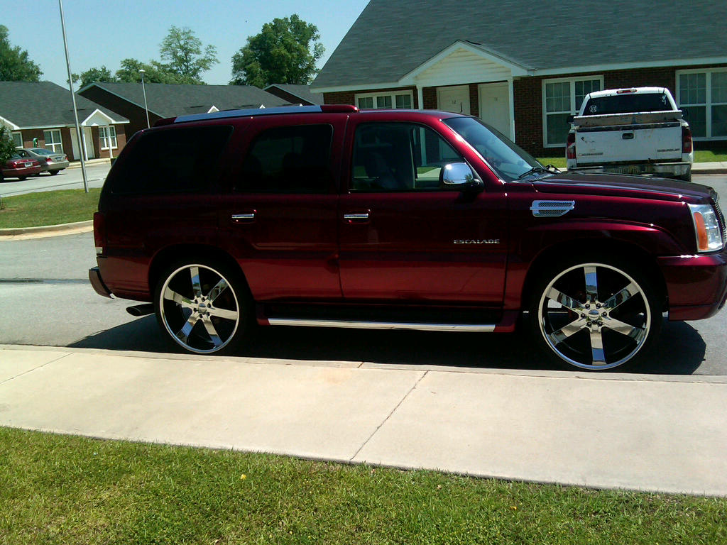 Cadillac 2002 cadillac escalade rims : Homicide Suspect(s) traveling in a 2002 burgundy Cadillac Escalade ...