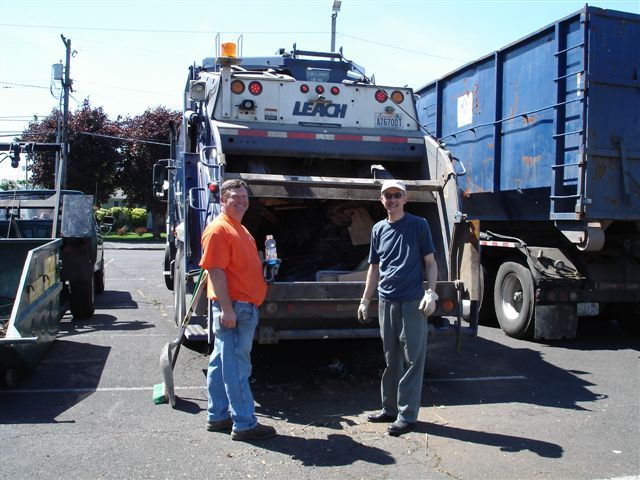 HBNA_Clean-up_May_2008__12_.JPG