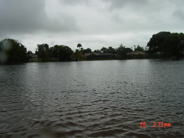 Yorktowne_Pond_3.JPG