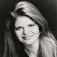 Elizabeth Hillebrand :: soprano
