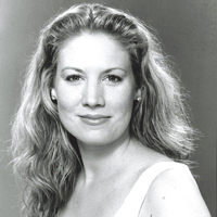 Laurelyn Watson Chase :: soprano