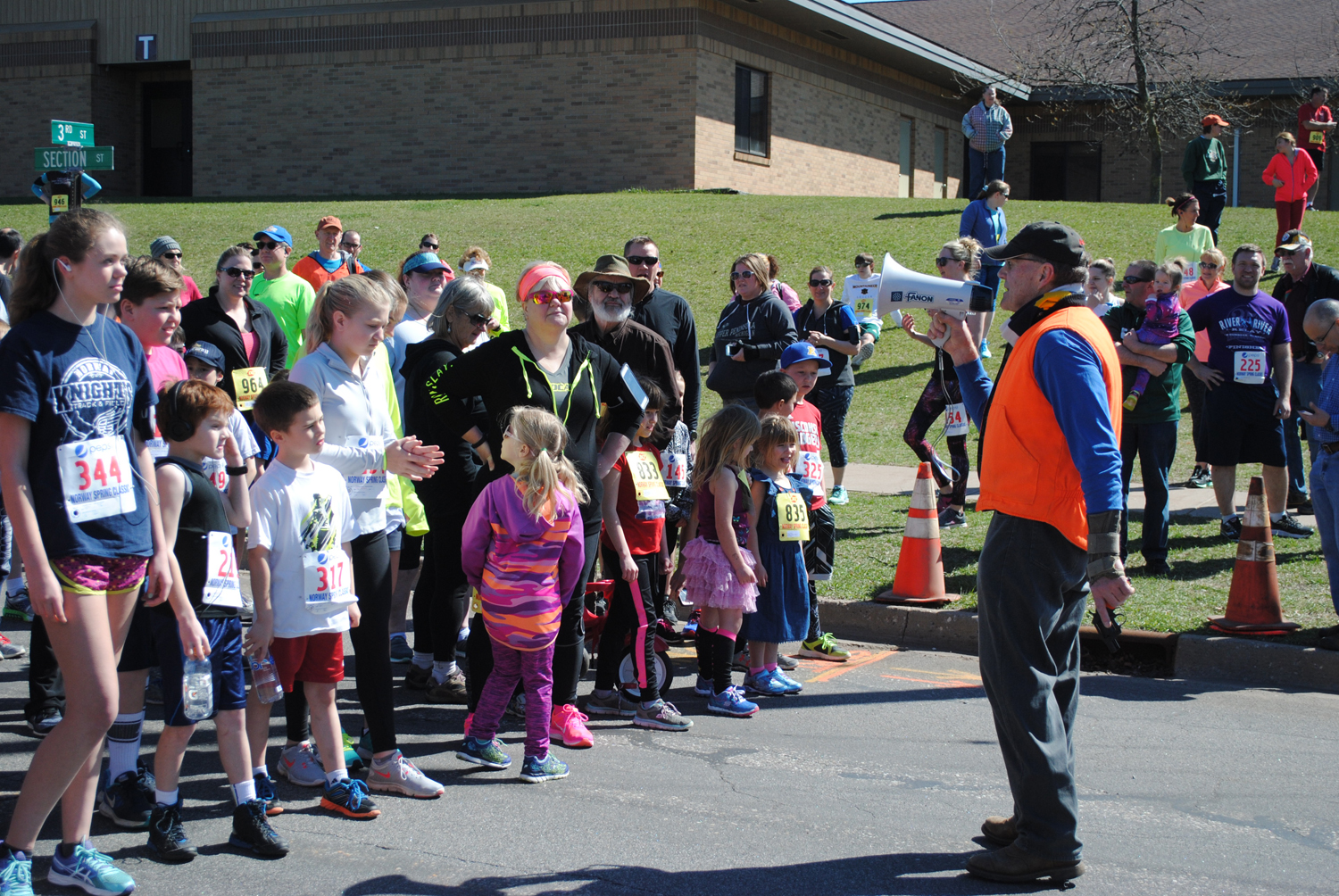 About 234 run Norway Spring Classic News, Sports, Jobs The Daily news