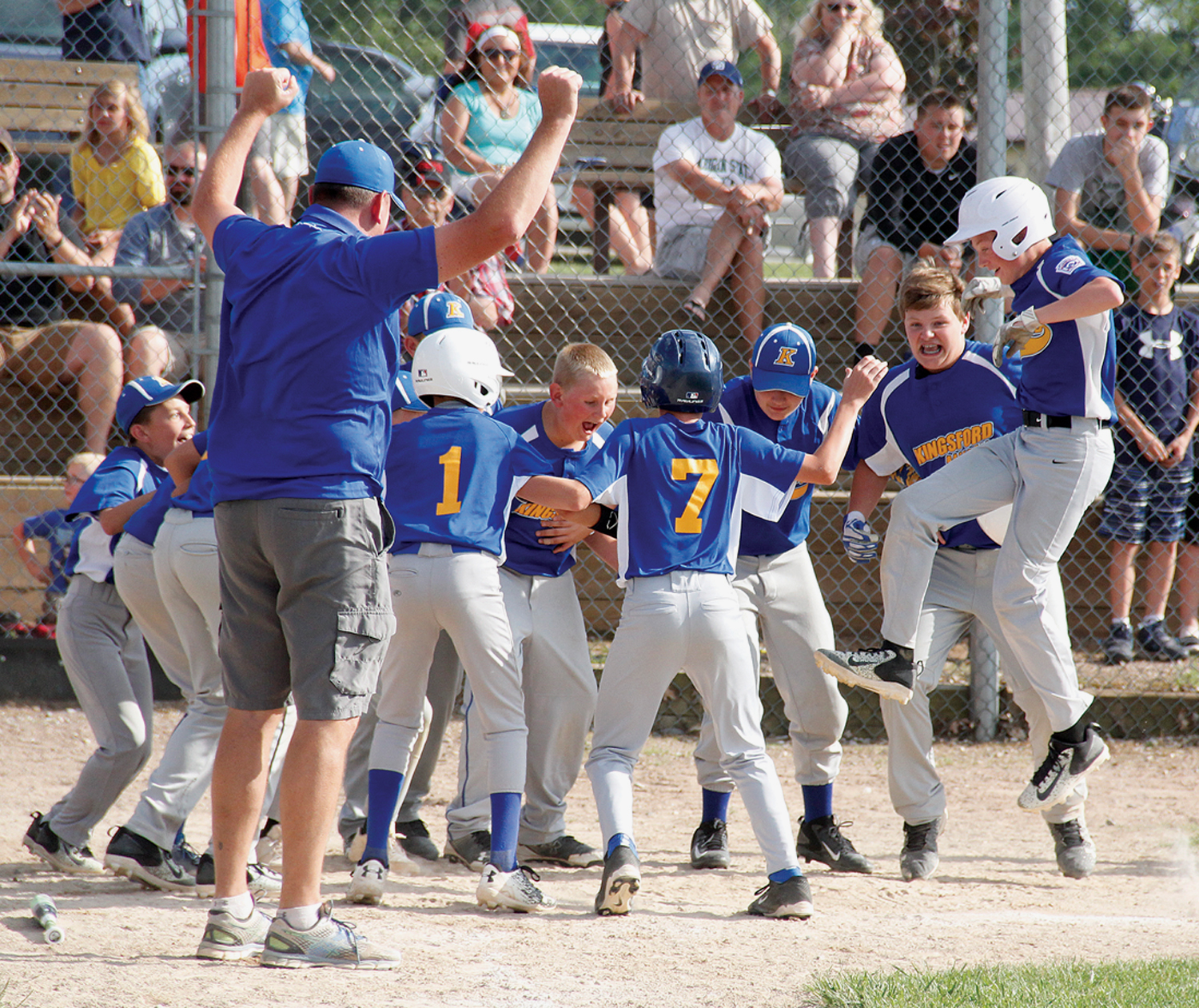 Little League Kingsford beats Iron Mountain with walkoff grand slam in