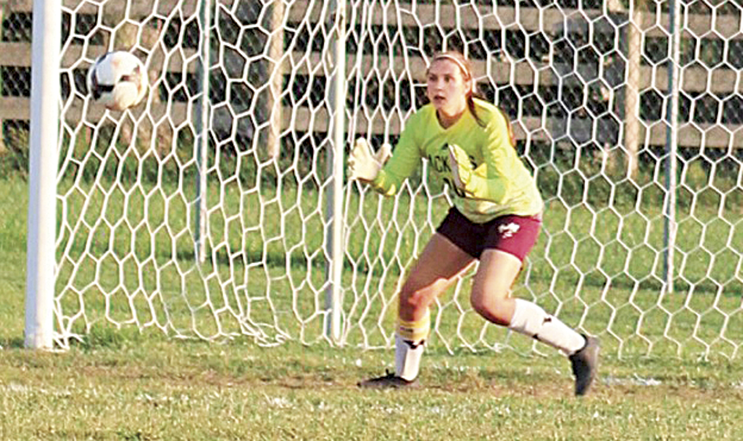 Williamstown girls’ soccer goalie awarded highest West Virginia High