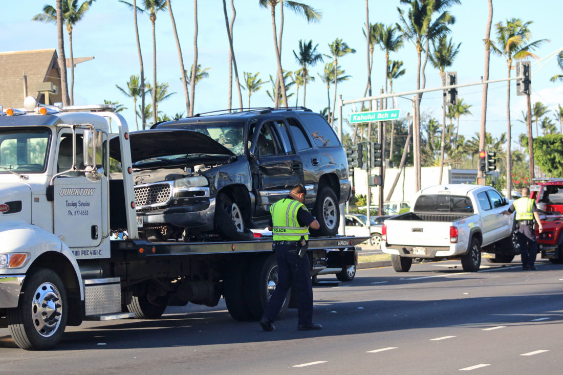 Multiple vehicle crash ties up rushhour traffic News, Sports, Jobs Maui News