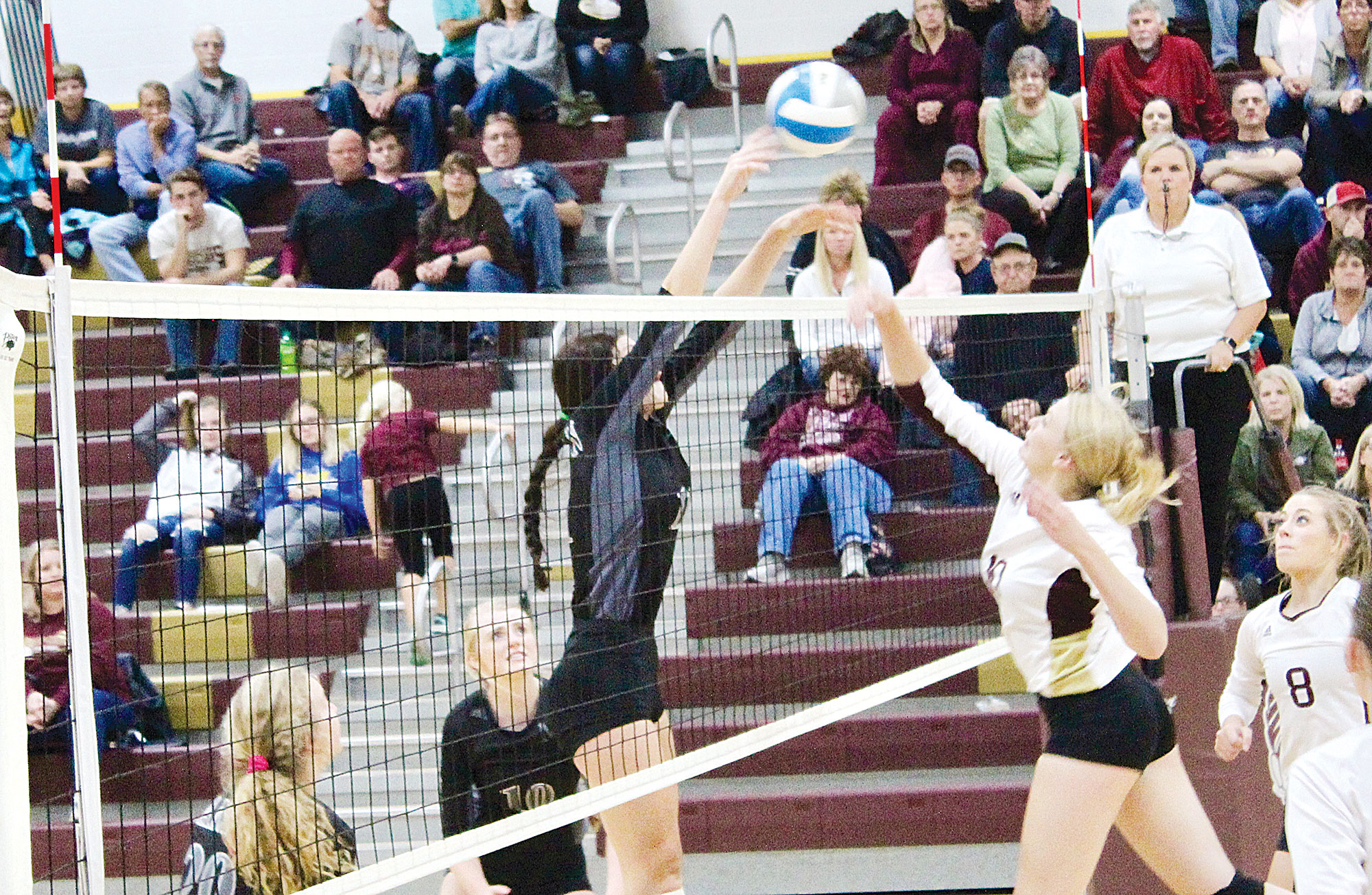 MHS volleyball can’t keep pace in 30 loss to Mandan News, Sports