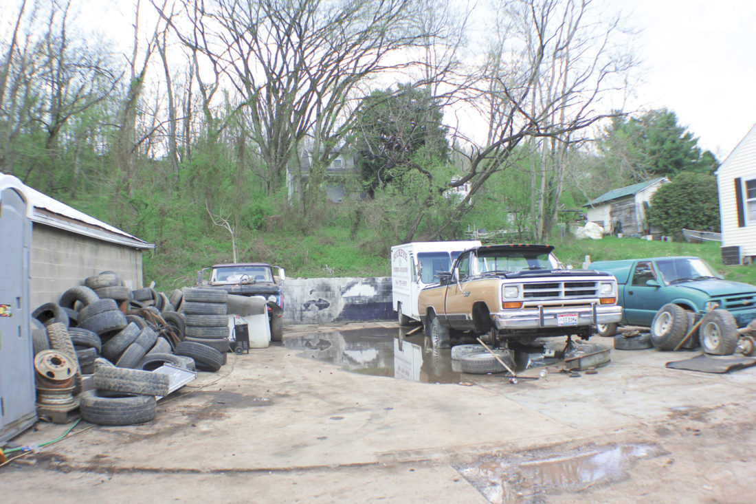 Neighbors trash Marietta junk garage in complaints News, Sports, Jobs