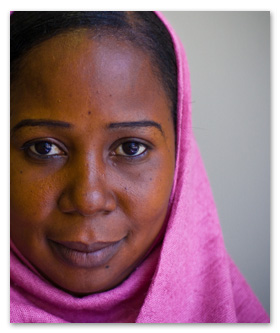 Awatif Altayib Mohamad Hussein, Hebamme in Furbaranga, West-Darfur, Sudan