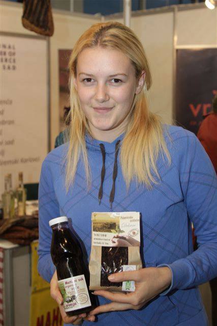 ana dolovac.jpg