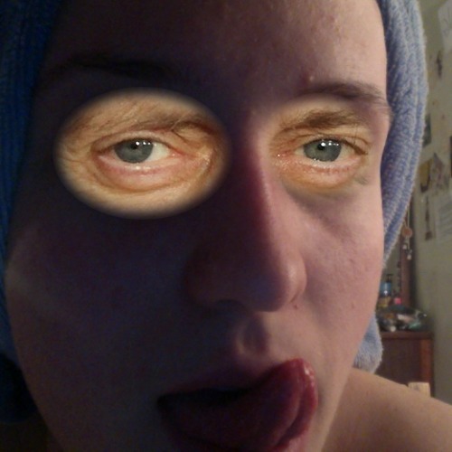 1369267779-buscemi-eyes20130523-7-tsmcws