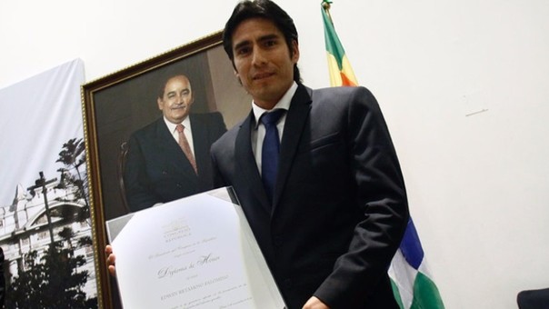 Edwin Retamoso, volante de la selección peruana. Edwin Retamoso, volante de la selección peruana.