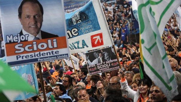 Scioli es la carta del Kirchnerismo para la presidencia y cuenta con el apoyo de sectores populares