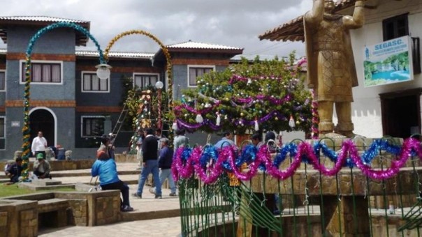 Luces navideñas Huamachuco