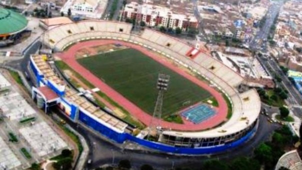 Estadio Mansiche Estadio Mansiche