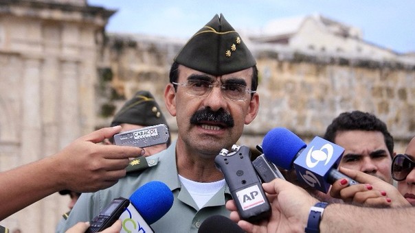 El ahora exgeneral de la Policía Colombiana será investigado por un supuesta red de prostitución.