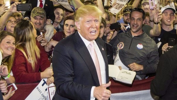  Vargas Llosa AFIRM & # XF3, that the popularity of Trump shows that the United States does not escape populism. 