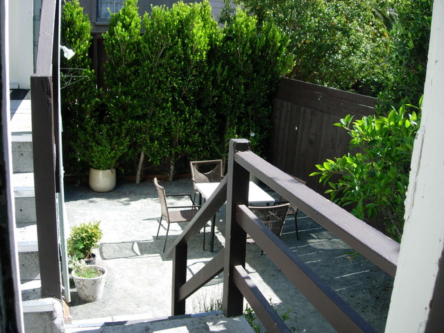 Studio_backyard.slide