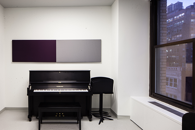 Vocal_studio_712_(2_of_2).slide