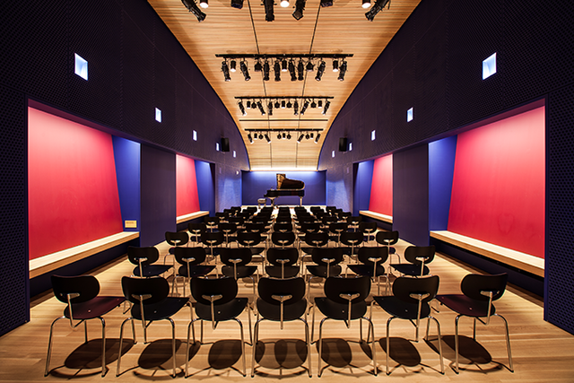 Recital_hall_(1_of_17).slide