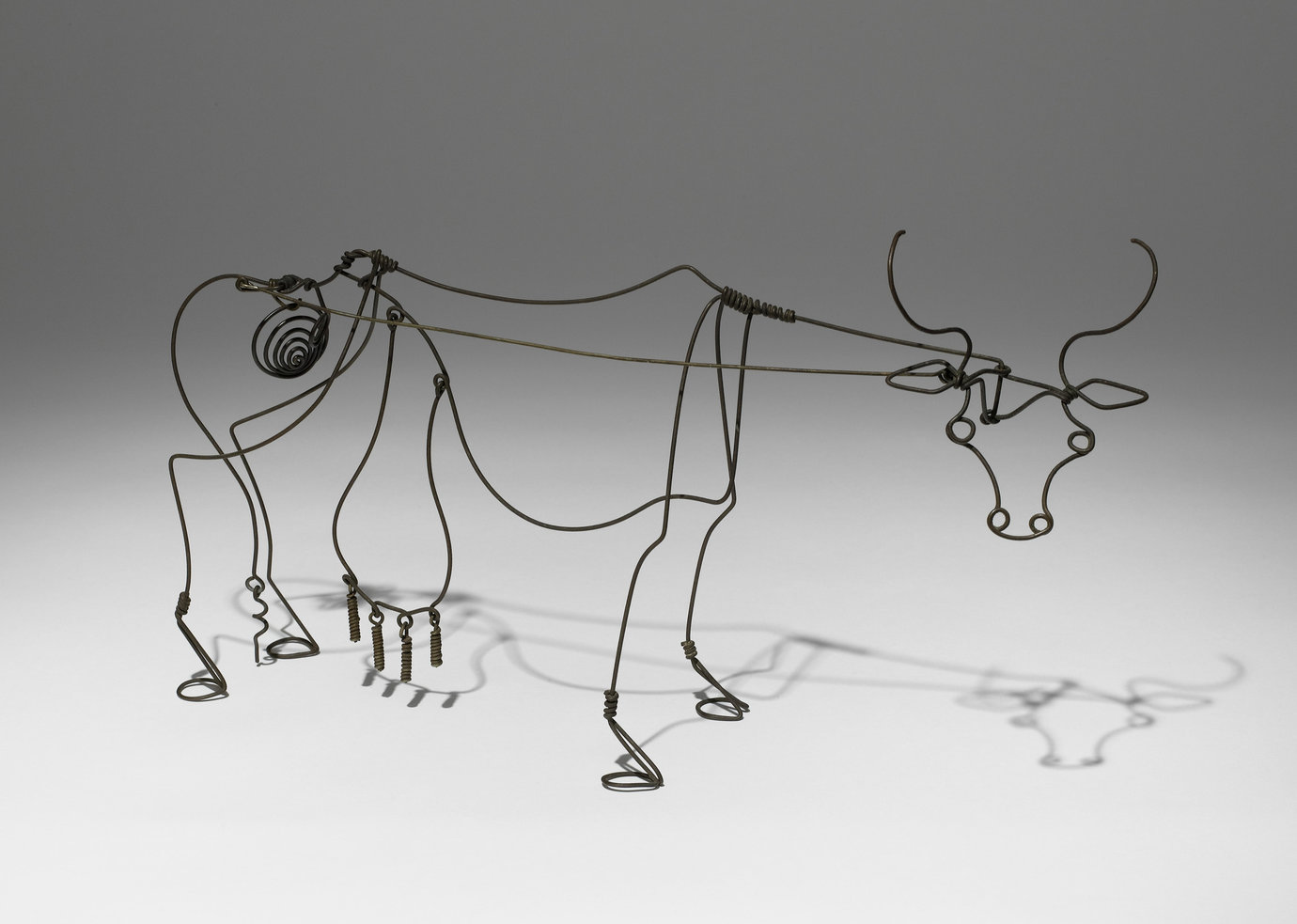 , c. 1929. Wire, 7-3/4" x 14" x 2-1/2" (19.7 cm x 35.6 cm x 6.4 cm).