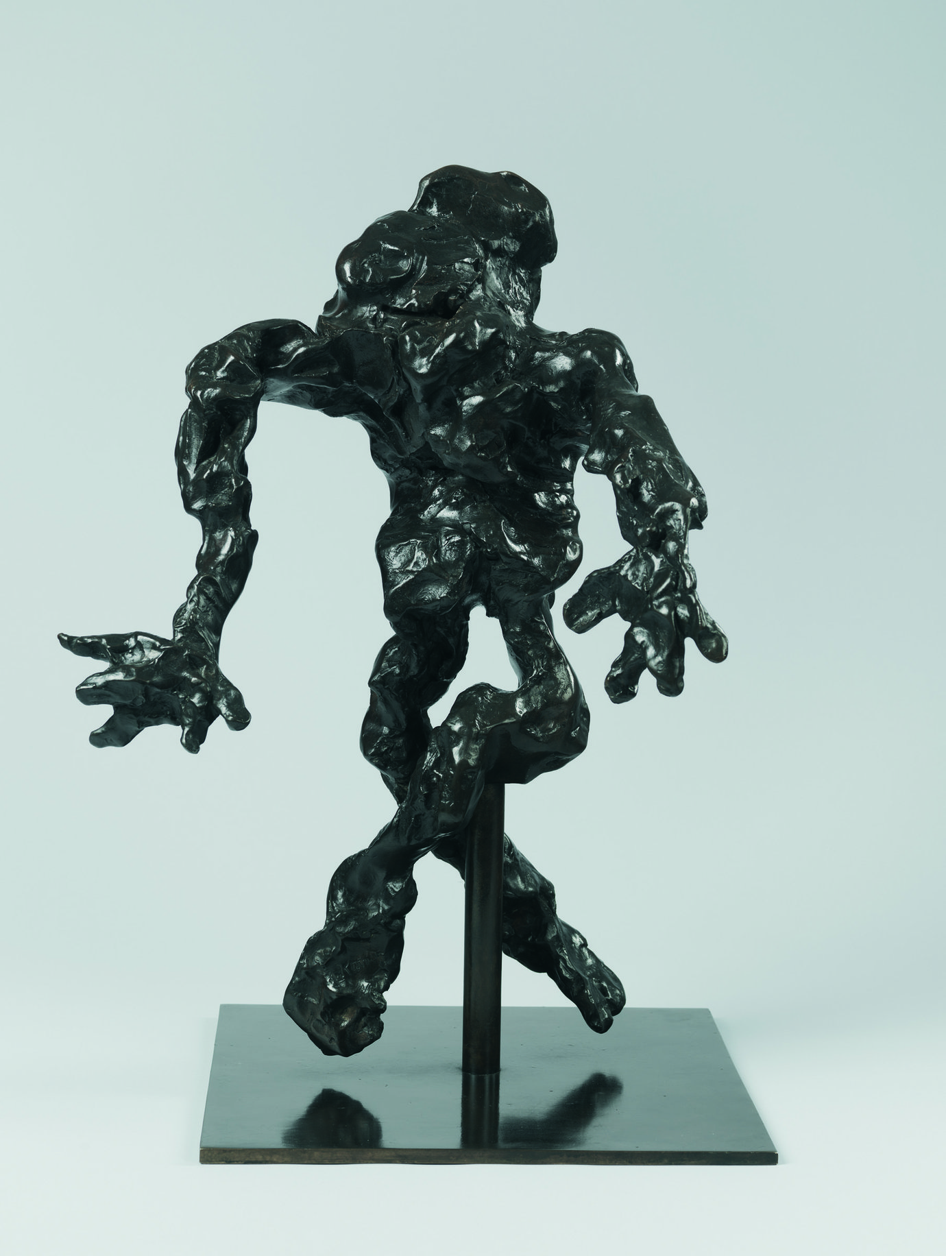 , 1972. Bronze, 24-1/2" x 17-3/4" x 16" (62.2 cm x 45.1 cm x 40.6 cm).