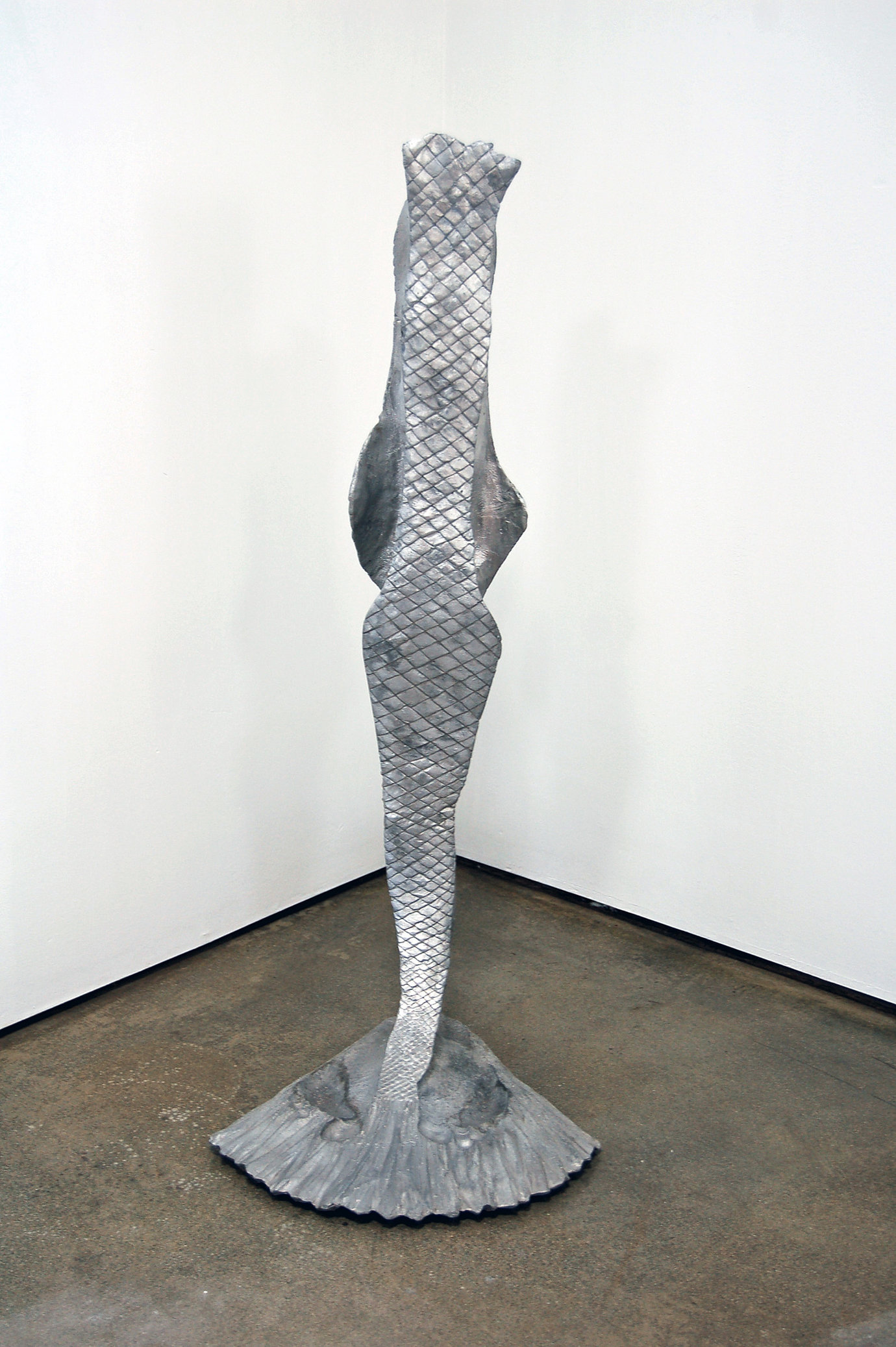, 1995. Aluminum, 36" x 15" x 15" (91.4 cm x 38.1 cm x 38.1 cm).