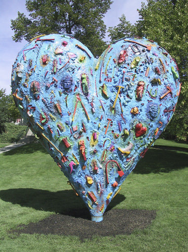 , 2004. Painted bronze, 12' x 12' x 3' 9" (365.8 cm x 365.8 cm x 114.3 cm).