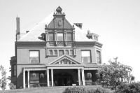 Newport Mansion