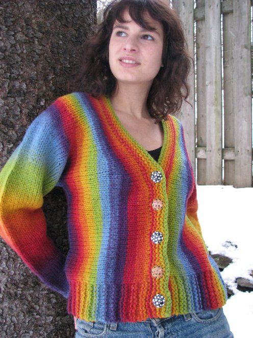 https://d24b8wp6jbsvpy.cloudfront.net/pattern_picture_w496s/12194/Venus_Rising_Cardigan_015.jpg