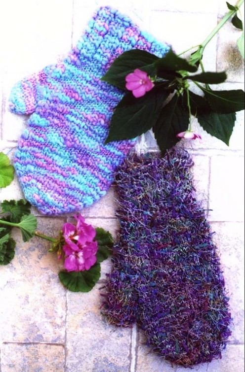 https://d24b8wp6jbsvpy.cloudfront.net/pattern_picture_w496s/1566/130_-_Deluxe_Mittensmain.jpg