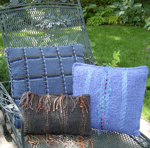https://d24b8wp6jbsvpy.cloudfront.net/pattern_picture_w496s/38567/creature_comforts_pillows.jpg