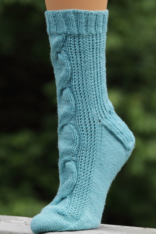 https://d24b8wp6jbsvpy.cloudfront.net/pattern_picture_w496s/42051/texturedcascadesock_1.JPG