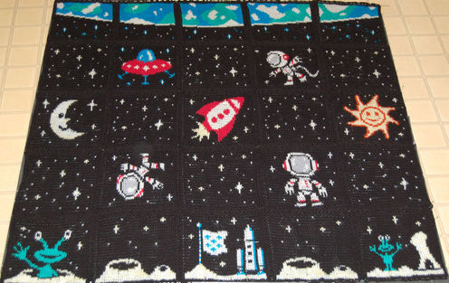 https://d24b8wp6jbsvpy.cloudfront.net/pattern_picture_w496s/44160/High_res_complete_Space_Blanket.JPG