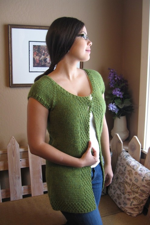 https://d24b8wp6jbsvpy.cloudfront.net/pattern_picture_w496s/54096/104_cap_sleeve_vest.jpg