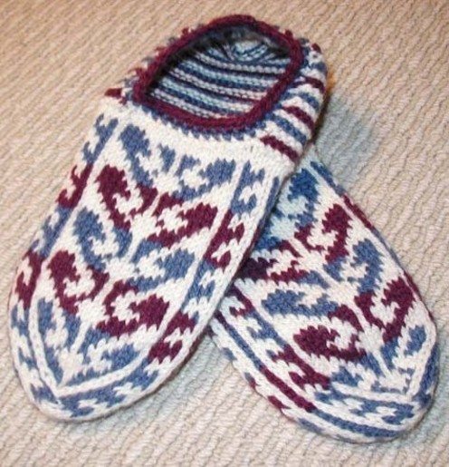 http://d24b8wp6jbsvpy.cloudfront.net/pattern_picture_w496s/6383/Evening_Slippers.pdfdata.jpgmain.jpg