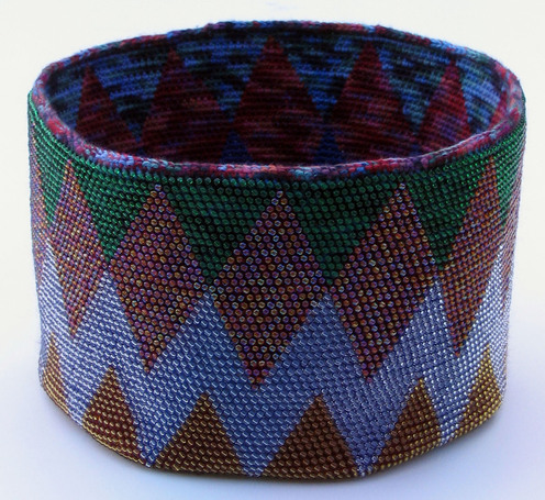 https://d24b8wp6jbsvpy.cloudfront.net/pattern_picture_w496s/66194/BeadHatBasketRight.jpg