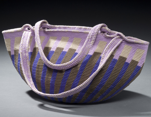 https://d24b8wp6jbsvpy.cloudfront.net/pattern_picture_w496s/68143/TapestryCrochetFatBottomBag.jpg