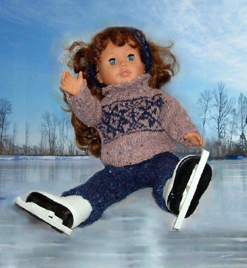 http://s3.amazonaws.com:/patternfish-production/pattern_picture_w496s/7105/Snowflake_Winter_Sweater___Pants.pdfcoverdata.jpgmain.jpg