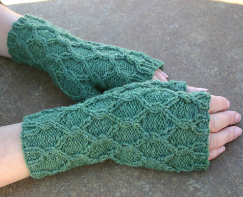 https://d24b8wp6jbsvpy.cloudfront.net/pattern_picture_w496s/85371/Reticulated_Mitts.jpg