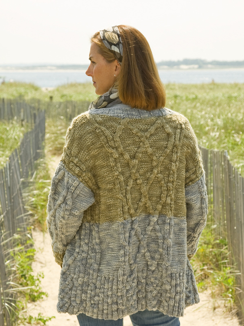 https://d24b8wp6jbsvpy.cloudfront.net/pattern_picture_w496s/85551/OversizeCableCardi.jpg