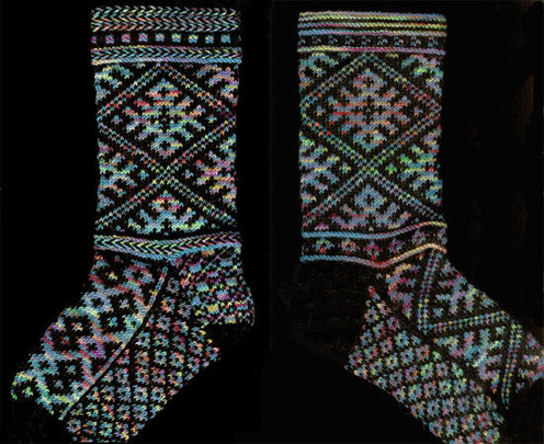 https://d24b8wp6jbsvpy.cloudfront.net/pattern_picture_w496s/8670/LatvianDance-bg.jpg