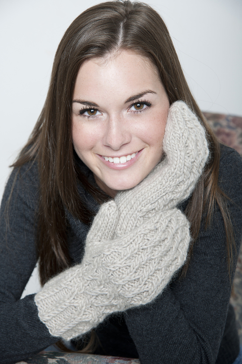 https://d24b8wp6jbsvpy.cloudfront.net/pattern_picture_w496s/87442/schuss_mittens3_edited.jpg